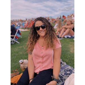 Meet your Posher, Kelsey